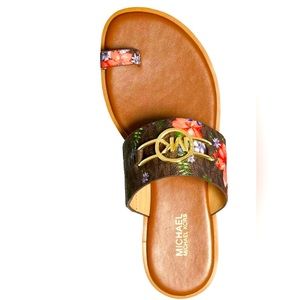 Micheal Kors Tracee Sandal